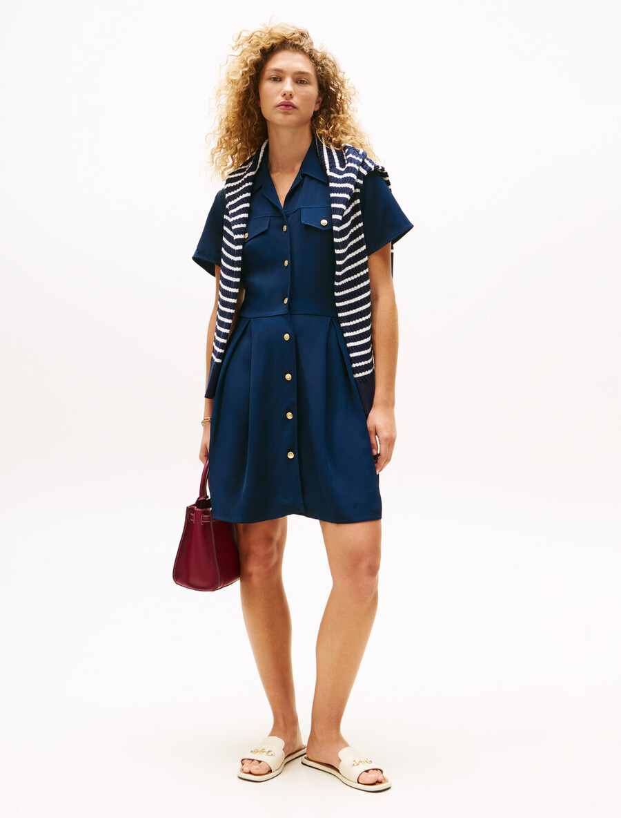 minikleid aus viskose-twill tailliert und ausgestellt