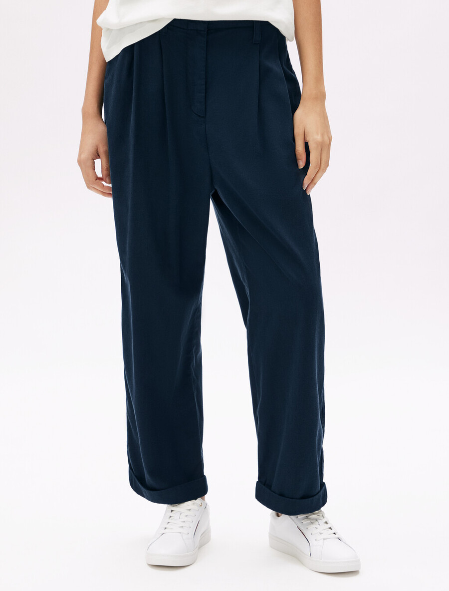 bequeme gerade geschnittene hose aus baumwollmischgewebe