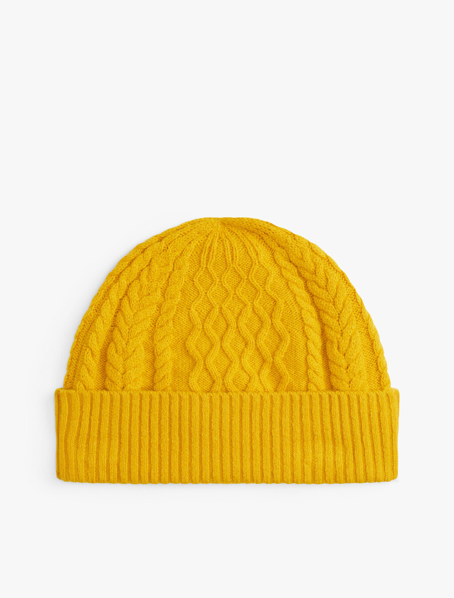 th crest cable knit beanie