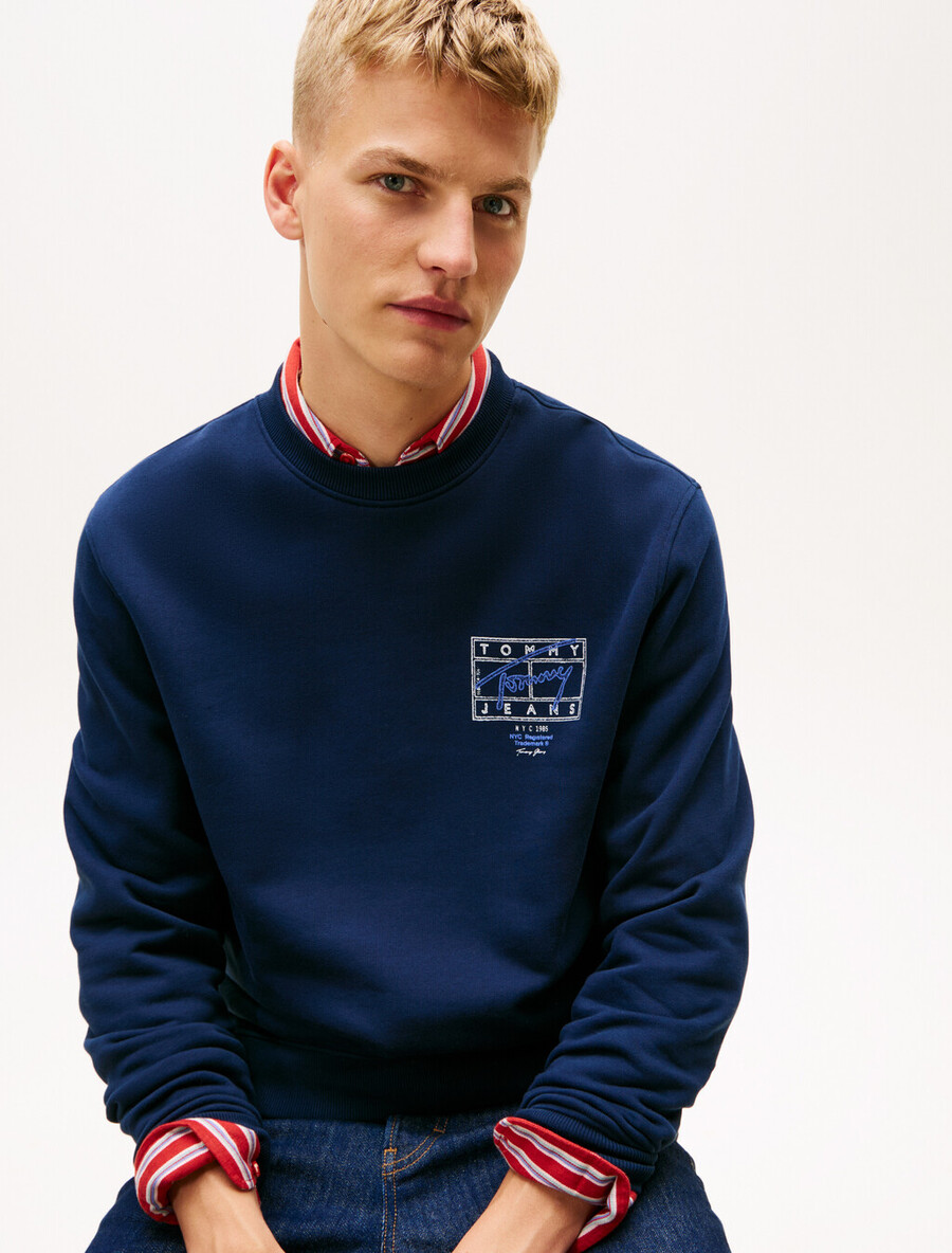 tommy sweatshirt mit flaggen-grafikprint