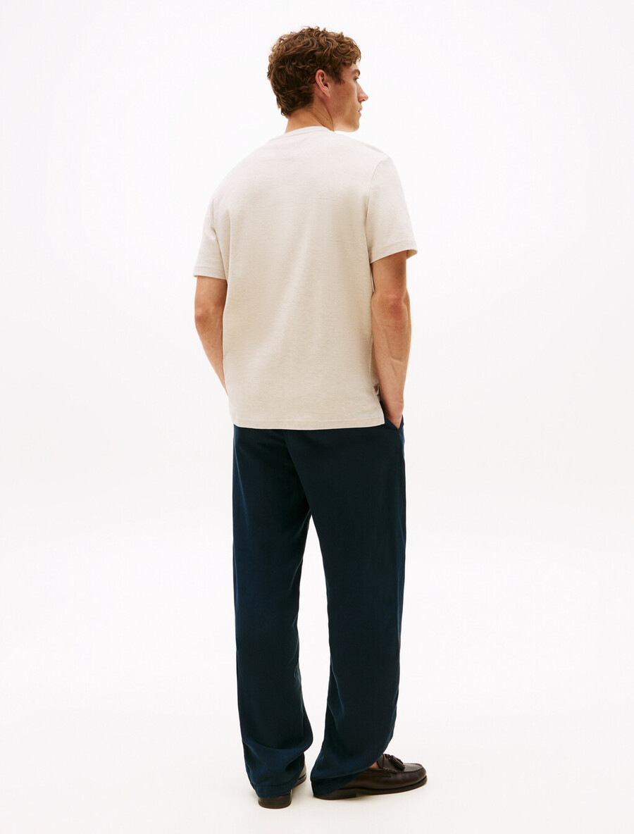 monogramm-taschen-t-shirt