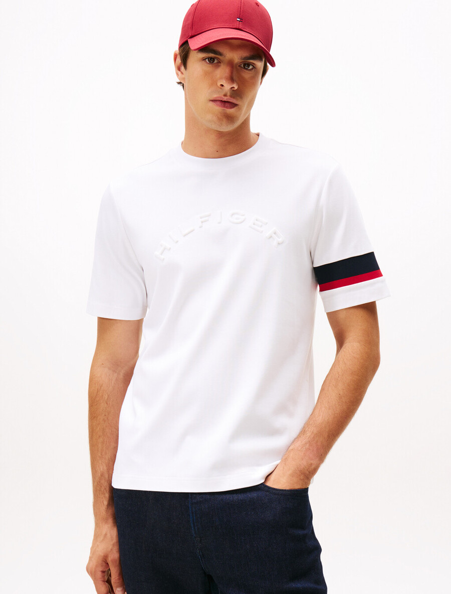 t-shirt aus interlock-strick mit farblich abgesetzten Ärmeln