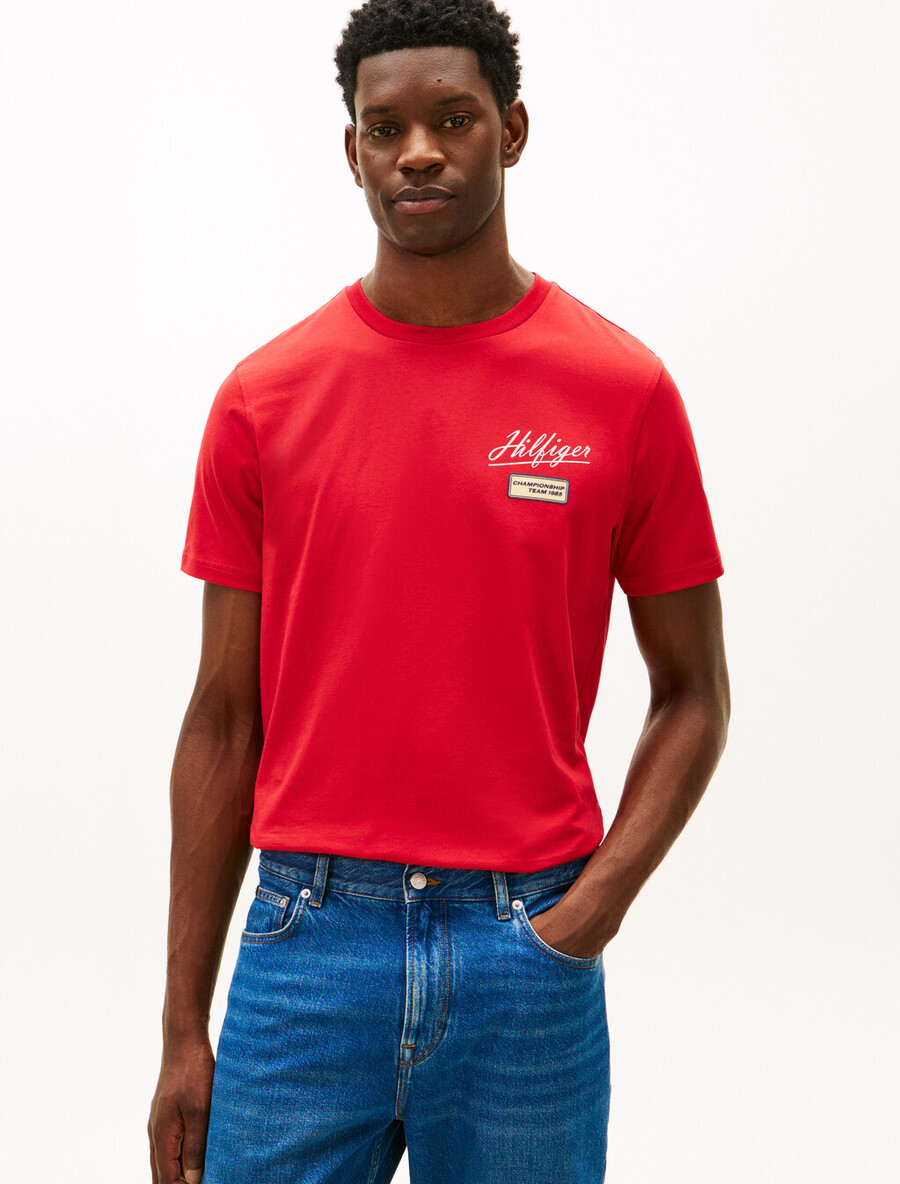 t-shirt mit strukturiertem logo und rundhalsausschnitt