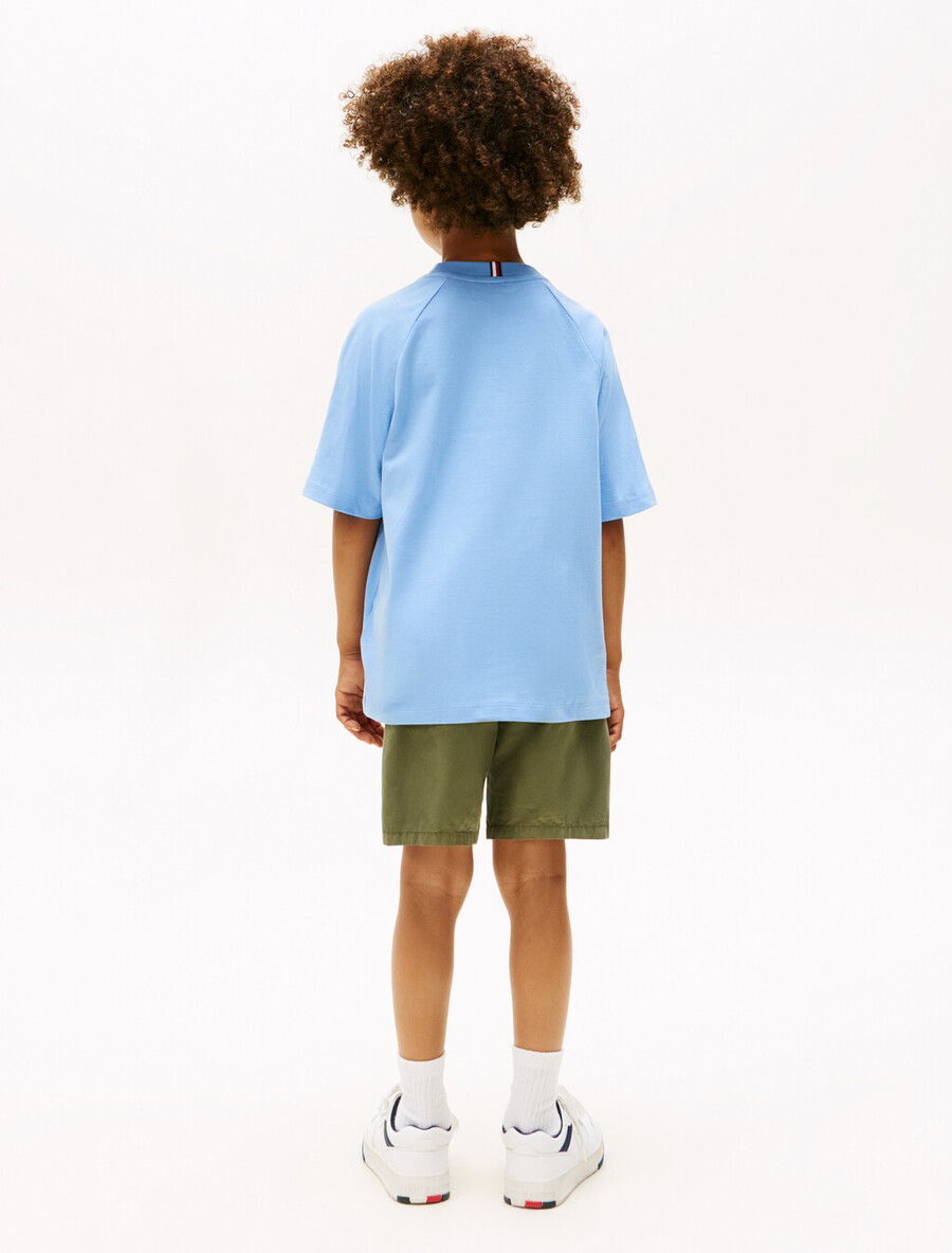 jungen t-shirt mit gemischtem grafikprint