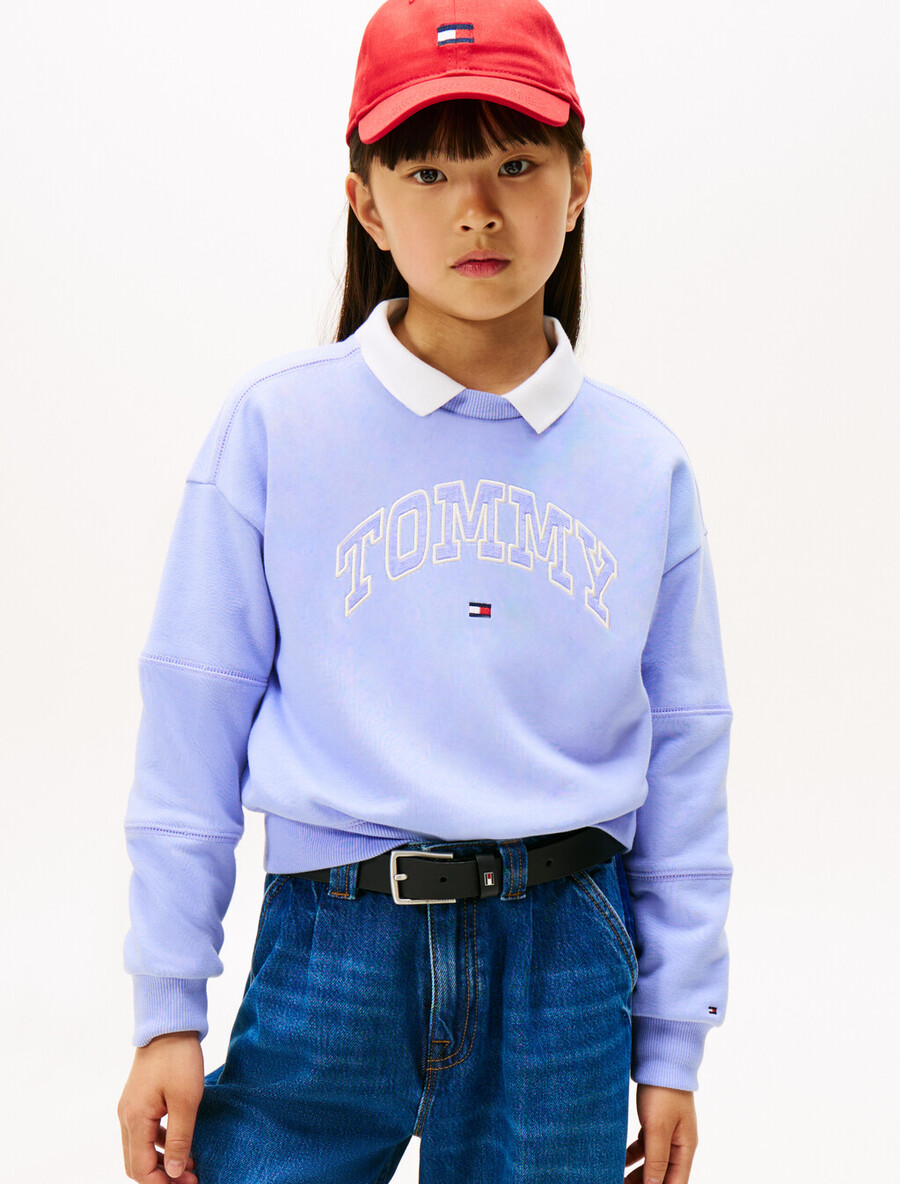 college-logo-applikation relaxed sweatshirt
