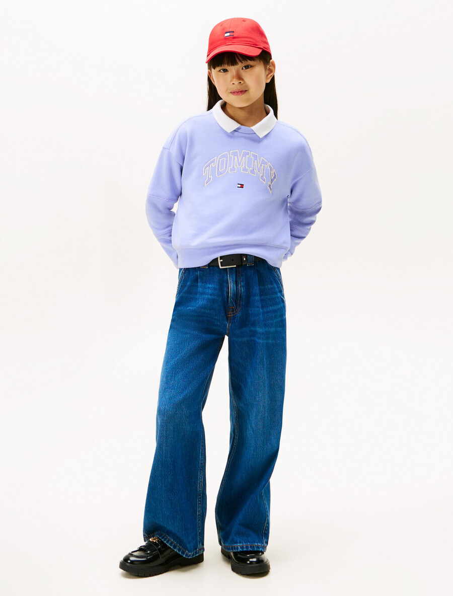 college-logo-applikation relaxed sweatshirt
