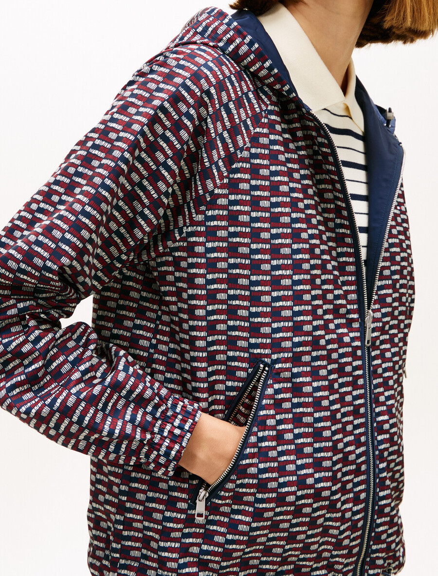 wendbare windjacke mit allover-print